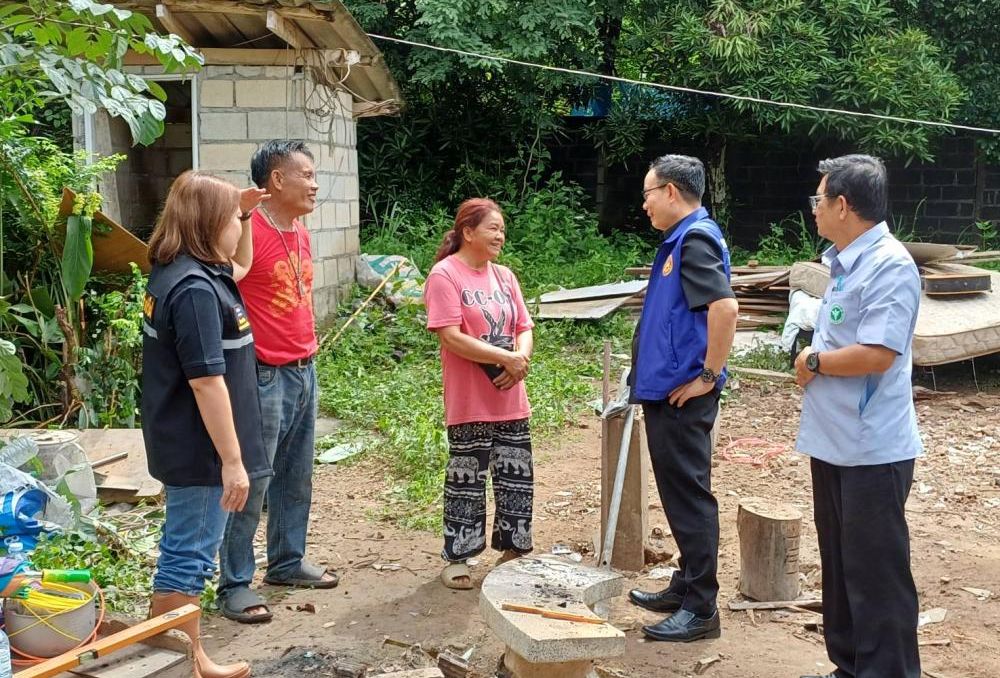 เยี่ยมช่วยเหลือผู้ประสบอุทกภัย บ้านเเม่เเก๊ดหลวง